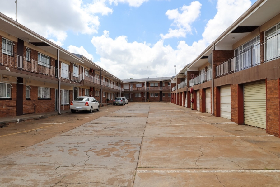 2 Bedroom Property for Sale in Flamwood North West